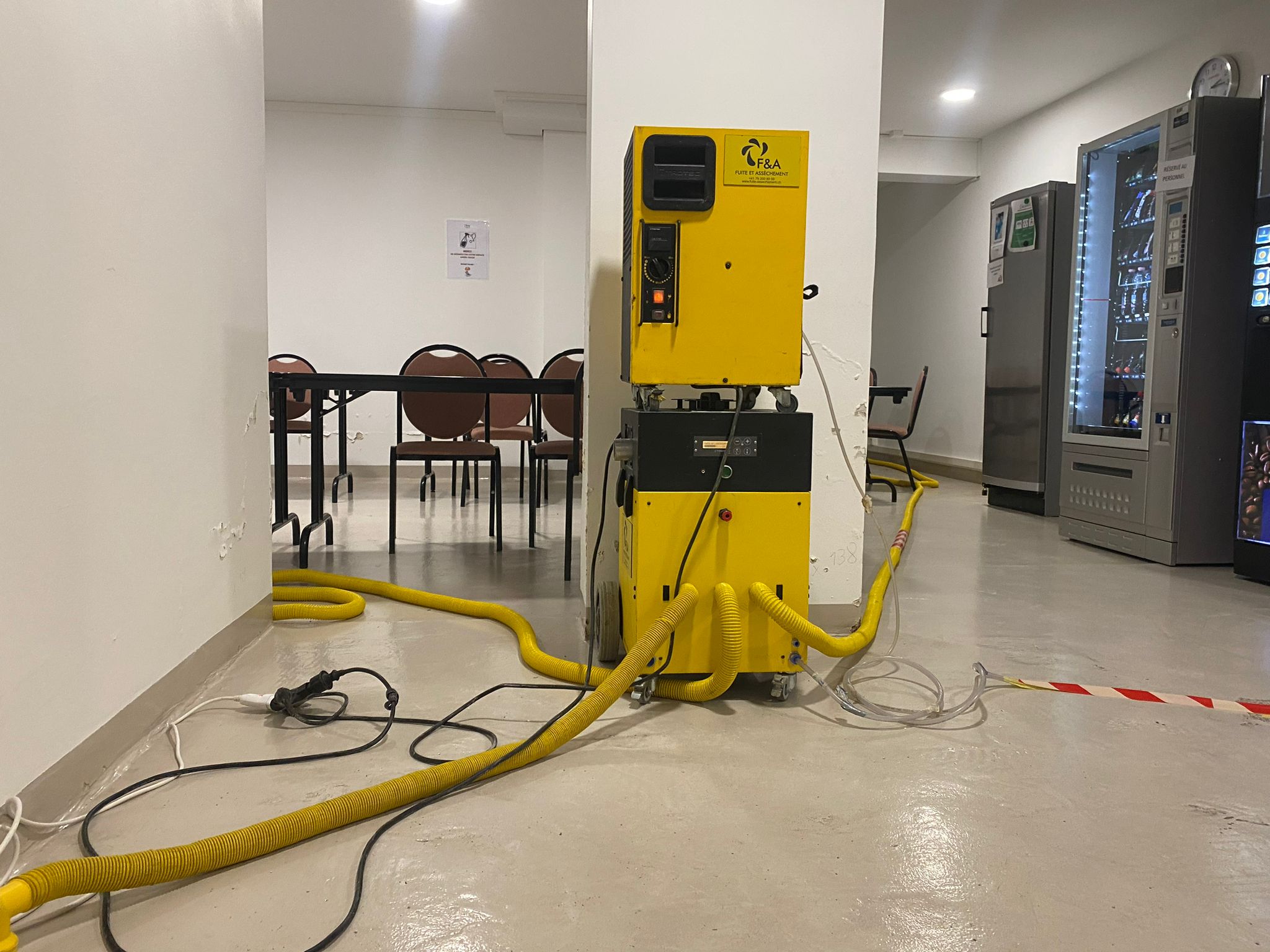 assechement salle pause